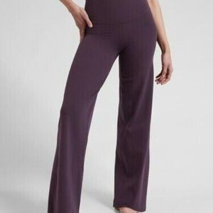 NWOT Athleta Elation Wide Leg Pant - Small Petite
